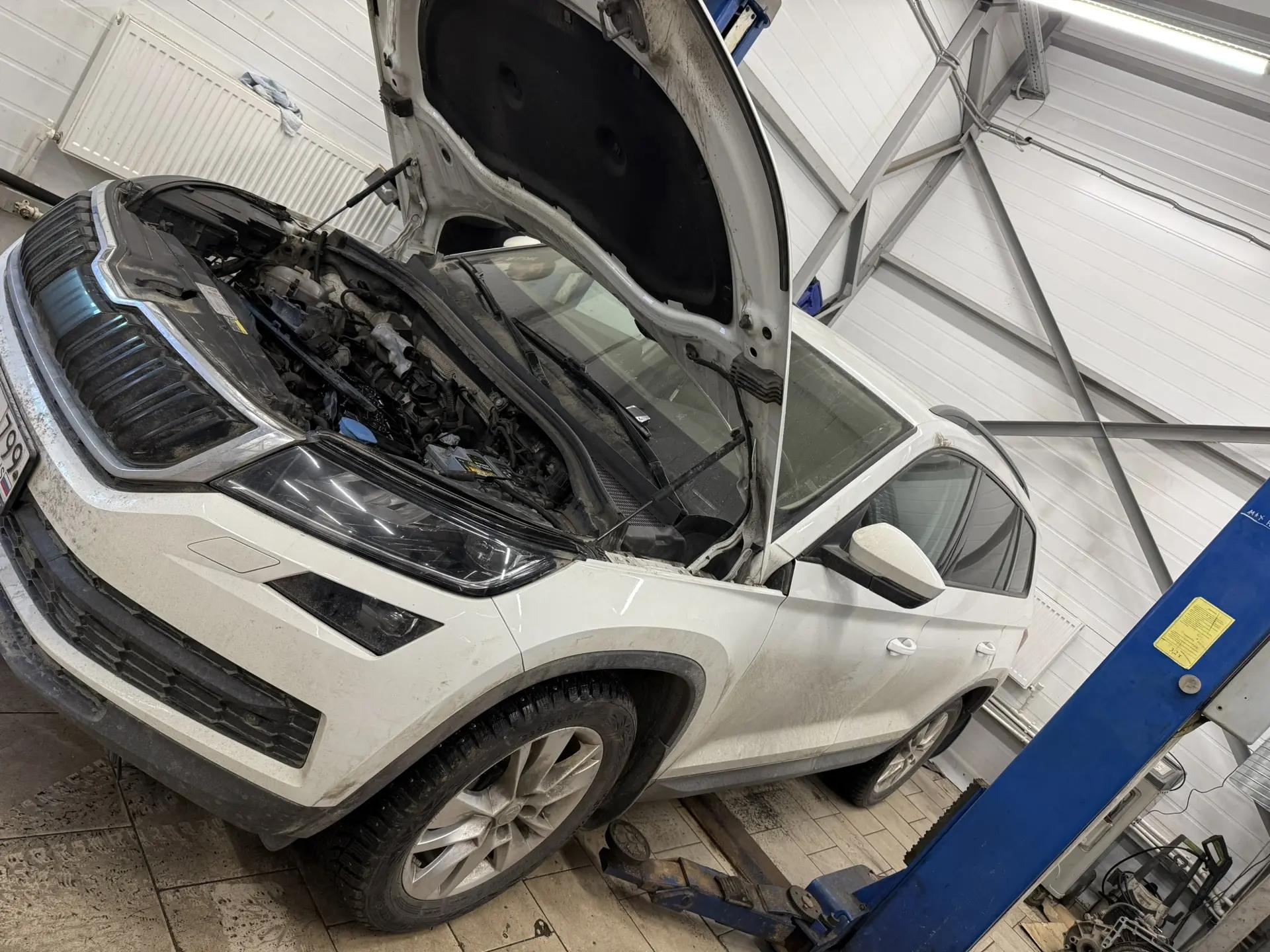 Замена масла в двигателе с фильтром Tiguan